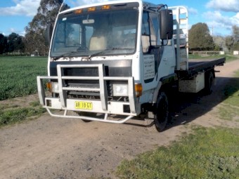 Mitsubishi FK415 1987