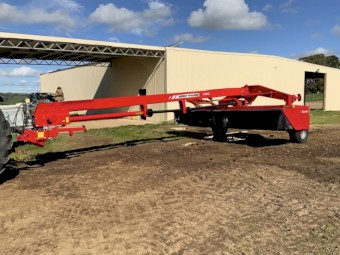 Massey Ferguson 1386 Mower Conditioner 4.9 M Cut with custom Transport Trailer