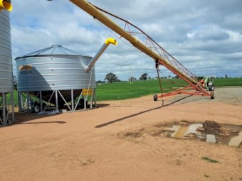 110' Westfield Auger