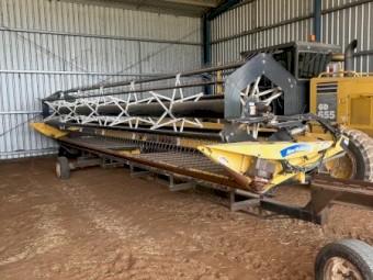 30ft New Holland Honey Bee Swather Windrower Front