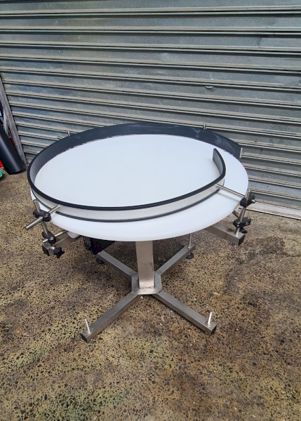 Accumulation Table with Variable Speed Controller