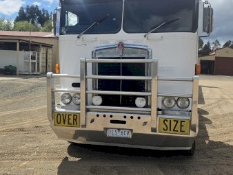 1992 Kenworth Cab over with Tandem Float