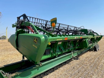 2016 John Deere S680 Header with 640FD front
