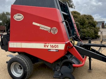 Vicon RV 1601 Round Baler