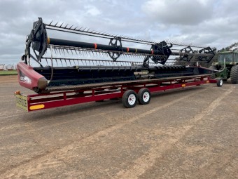 2010 Case 2152 40 foot Draper Front