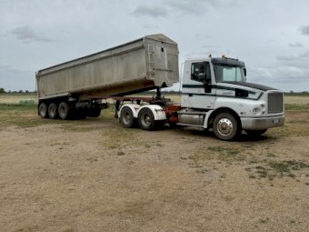 PRIME MOVER TIPPING TRAILER