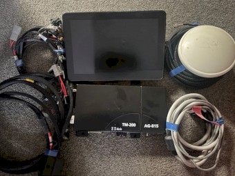 XCN 2050 Display AG 815 900Mhz Radio