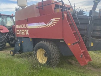 New Holland D1210S 8x4x3 Baler 12205 bales