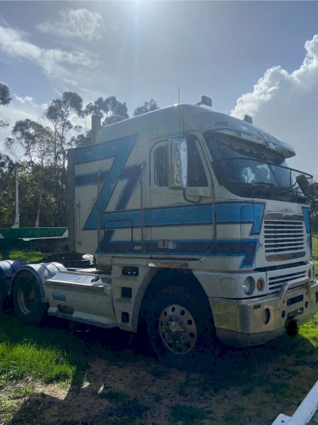 Freightliner Argosy 2004 Prime Mover