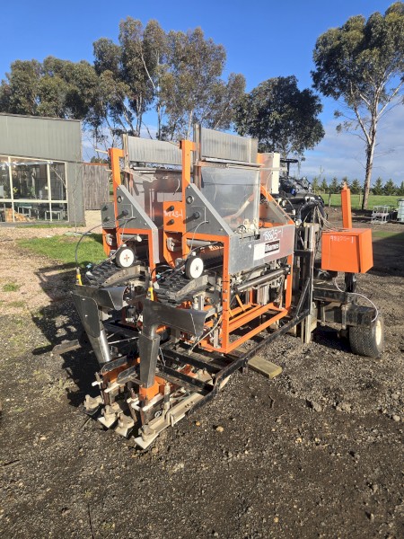 Williames Transplanter NSTP-002  Model 2017