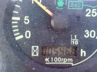 Case IH Maxxfarm 35 Tractor with Loader