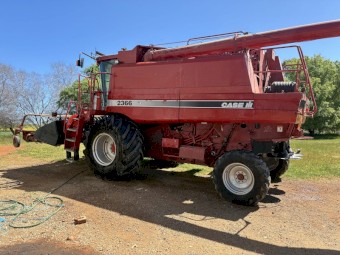 Case IH 2366 Header – 1015 Canola Front & 1042 Draper Front – Harvest Ready