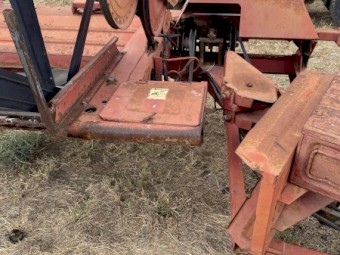 MacDon 21ft Windrower