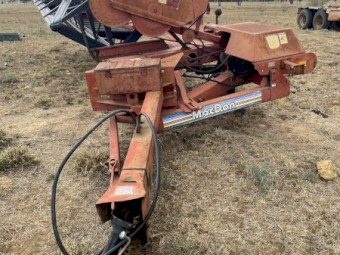 MacDon 21ft Windrower
