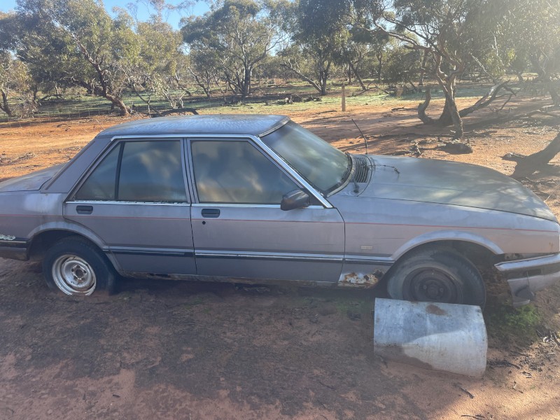 Ford Falcon Sedan for Parts