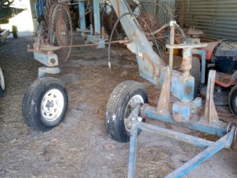 Irish V rake, 8 aside. 