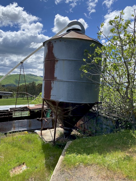 Kotzur 8 tonne silo