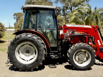 2015 MASSEY FERGUSON 3635 4WD/4X4 TRACTOR