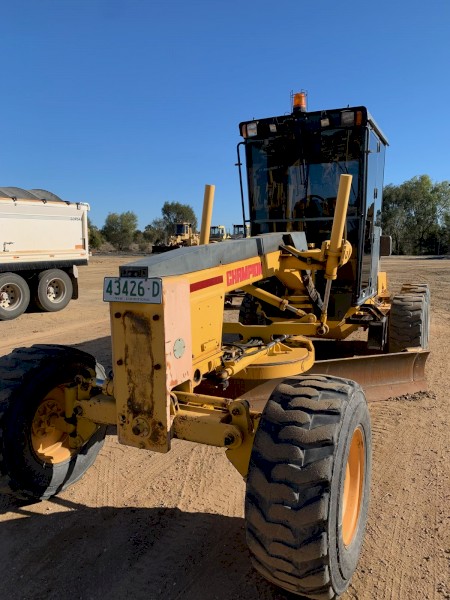 2010 Champion C80C Patrol Grader