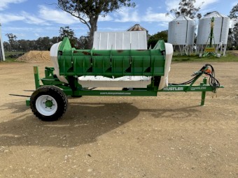 Hustler Chainless TX205 Hay Feeder 