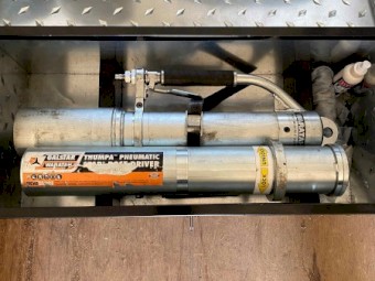 Waratah THUMPA Pneumatic Post Driver