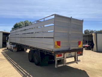 45ft single deck stock trailer