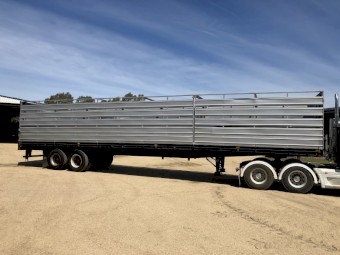 45ft single deck stock trailer