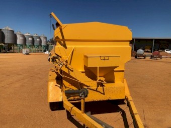 Trailed Sheep Grain Feeder 