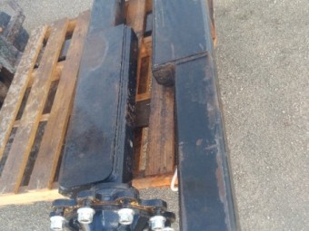 Goldacres sprayer 3m axle