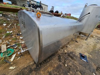 Alfa-Laval Horizontal Stainless Steel Vat - 2300L Capacity