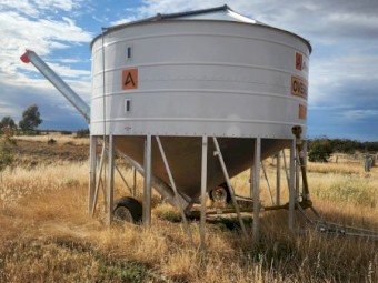 2023 Ahrens 1512 31tn Field Bin