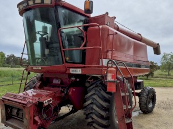 1996 Case 2166 Combine Harvester 