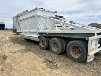 Haulmark Belly Dumper