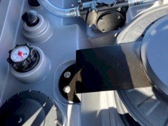 980 litre Combo poly diesel fuel transfer tank, 12v dc 15 amp, 56 LPM, Lockable lid, forklift pockets, retractable hose, auto shutoff.