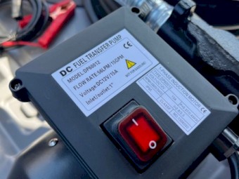 980 litre Combo poly diesel fuel transfer tank, 12v dc 15 amp, 56 LPM, Lockable lid, forklift pockets, retractable hose, auto shutoff.