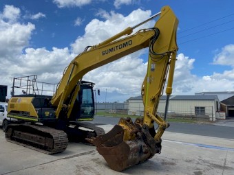 2017 Sumitomo SH210LC-6 Excavator
