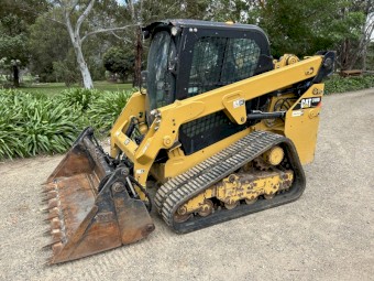 CAT 249D Skid Steer