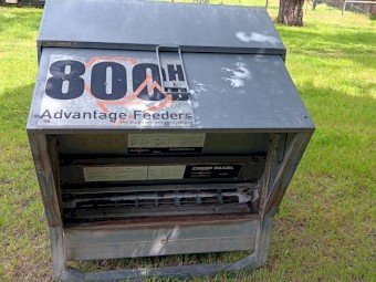 Feeder Bin - Advantage Lick Feeder 800