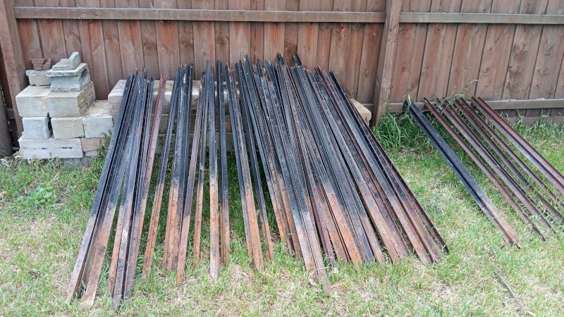 Steel Posts - Star Pickets 50 x 1.65m