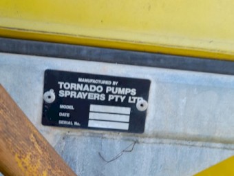 Tornado orchard sprayer