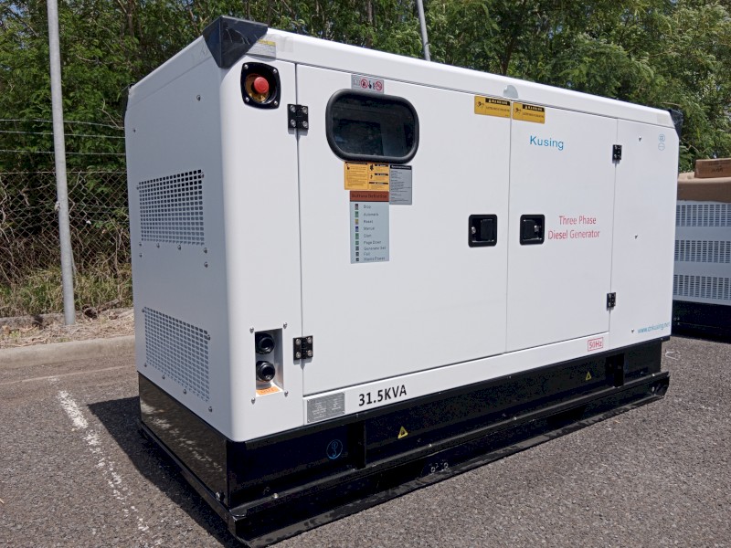 31.5KVA Isuzu Powered Silenced Diesel Generator 415V