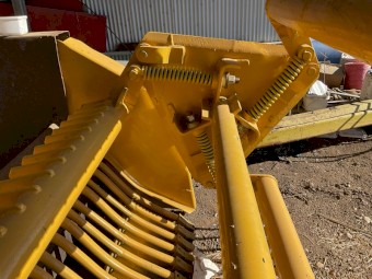 2010 Degelman 7200 Rock Picker