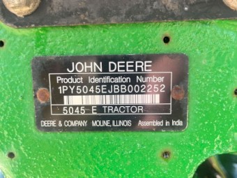 2011 John Deere 5045E Tractor