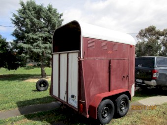 1988 Rowville Horse Float
