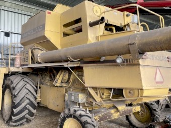 TR88 header for sale - make an offer 