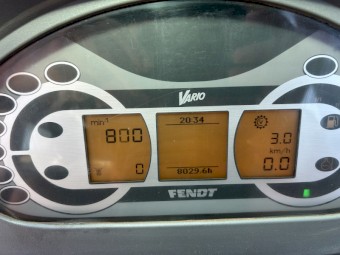 2017 Fendt 211P Tractor with Burder Forks