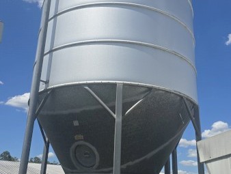 2008 HE Grain Silos x 5