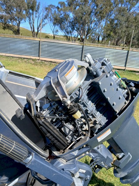 Quintrex 390 Explorer 