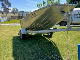 Quintrex 390 Explorer 