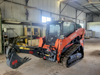 Virtually Unused 2020 Norm Engine Skewing Backhoe Arm with 300mm bucket - Model 7050 SH